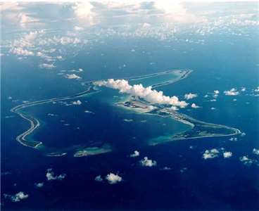 圖為空拍狄耶戈加西亞島(Diego Garcia)。(圖：維基)