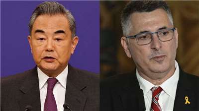 中國外長王毅(左)與以色列外長薩爾(Gideon Saar)。 (合成圖/美聯社)