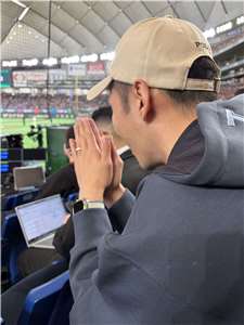 WBC台韓戰，運動部長李洋現場觀戰。(運動部提供)