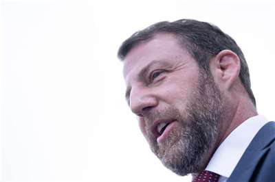 獲提名出任國土安全部部長的參議員穆林（Markwayne Mullin)。