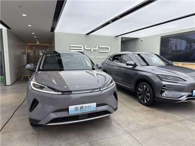 日媒：中國車企2025全球累計銷量首次超日本，躍居榜首。 (圖：中央社檔案照)