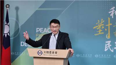 陸委會副主委梁文傑26日主持陸委會例行記者會。(陳國維 攝)