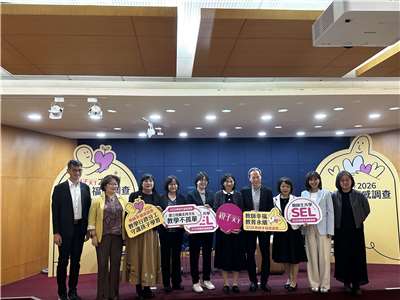 親子天下24日公布2026國中小教師幸福感調查，發現多數教師自評，滿分100分情況下只有50分，顯示不及格。(楊雨青攝)