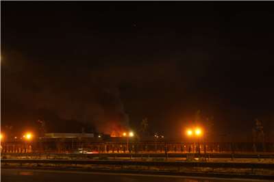 伊拉克阿比爾(Erbil)附近的美國領事館和阿比爾國際機場附近(美軍基地也位於該地區)發生爆炸畫面。(AFP)