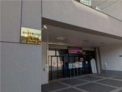 台中地院17日傳出法庭外暴力事件，院方對此致歉表示，將檢討警力配置強化維安。資料照。