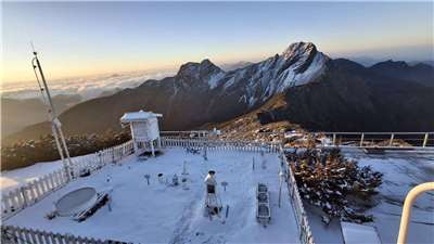 3月6日玉山氣象站的清晨風景。(氣象署臉書粉專)