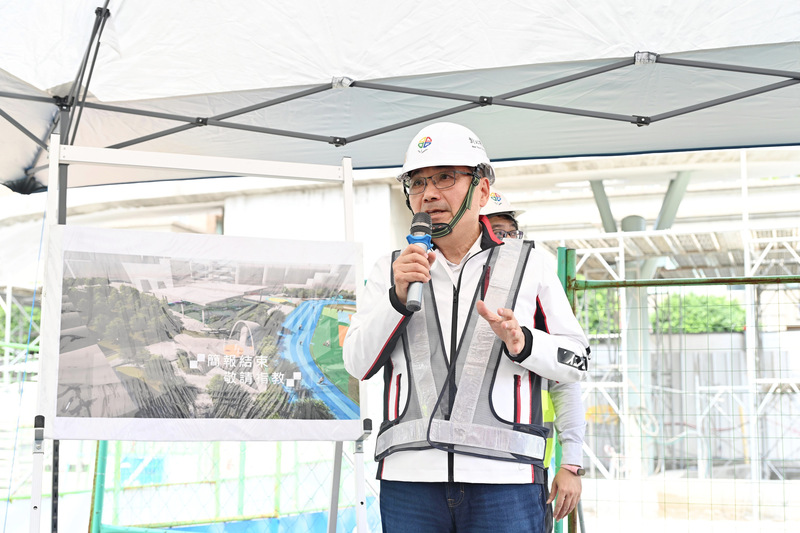 新北市長侯友宜13日表示，捷運三鶯線已完成動態測試並報請交通局初勘，希望能夠順利在6月通車。(中央社資料照)