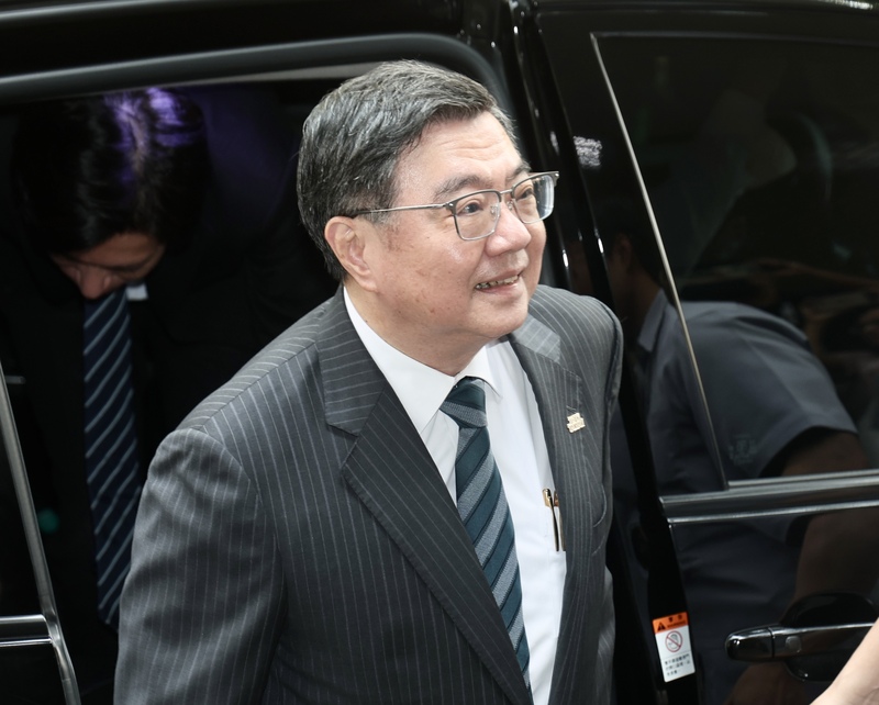 對於巴西駐台代表桑路易（Luis Claudio Villafane Gomes Santos）接受媒體專訪稱「台灣是中國一部分」，行政院長卓榮泰14日在立法院受訪表示，關於主權問題，外交部已回應，「我們也會做必要的一些抗議」，甚至希望能用這個事例告訴全世界，中華民國在台灣是不變的事實。

