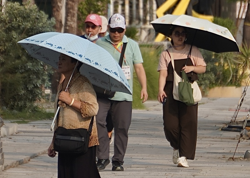 氣象署指出，20日各地大多為晴到多雲的天氣。
