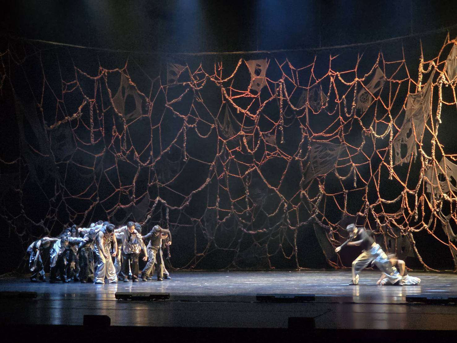 丞舞製作（B. DANCE）今年受邀參與兩廳院TIFA台灣國際藝術節，推出全新舞作《網》，直面戰爭議題。(江昭倫 攝)