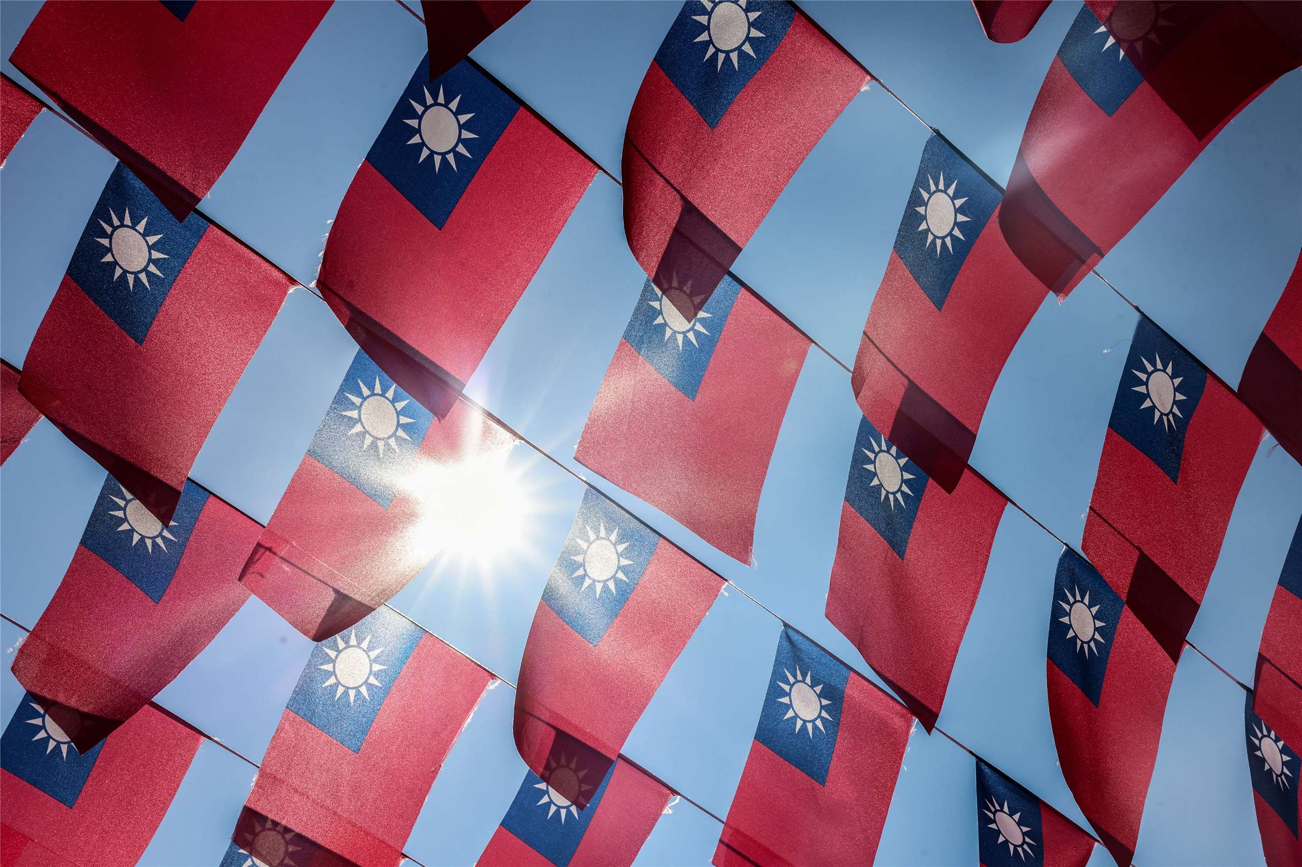 經濟部表示，台灣近年經濟表現亮眼，已逐漸走出自己的路，與世界接軌，無需再走依靠中國的回頭路。示意圖。