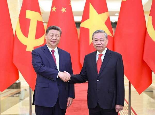 越共總書記暨國家主席蘇林(To Lam)(右)14日至17日將應中共總書記習近平(左)之邀，對中國進行國是訪問。資料照。(圖：中國外交部)