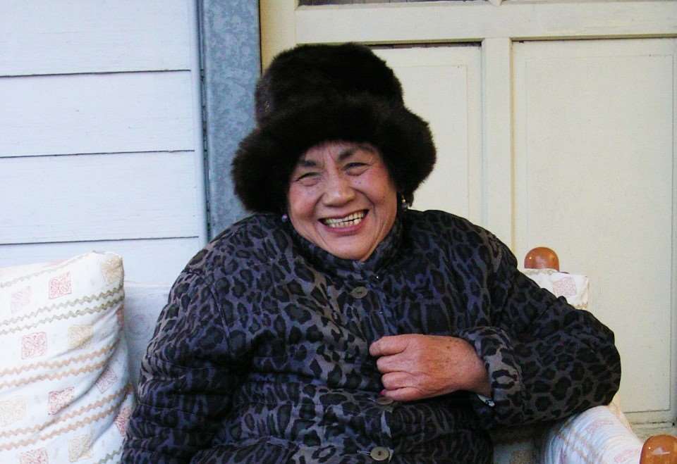 高菊花說當時她拚命的活過來，她不想死。(取自《傳奇女伶 高菊花》臉書)