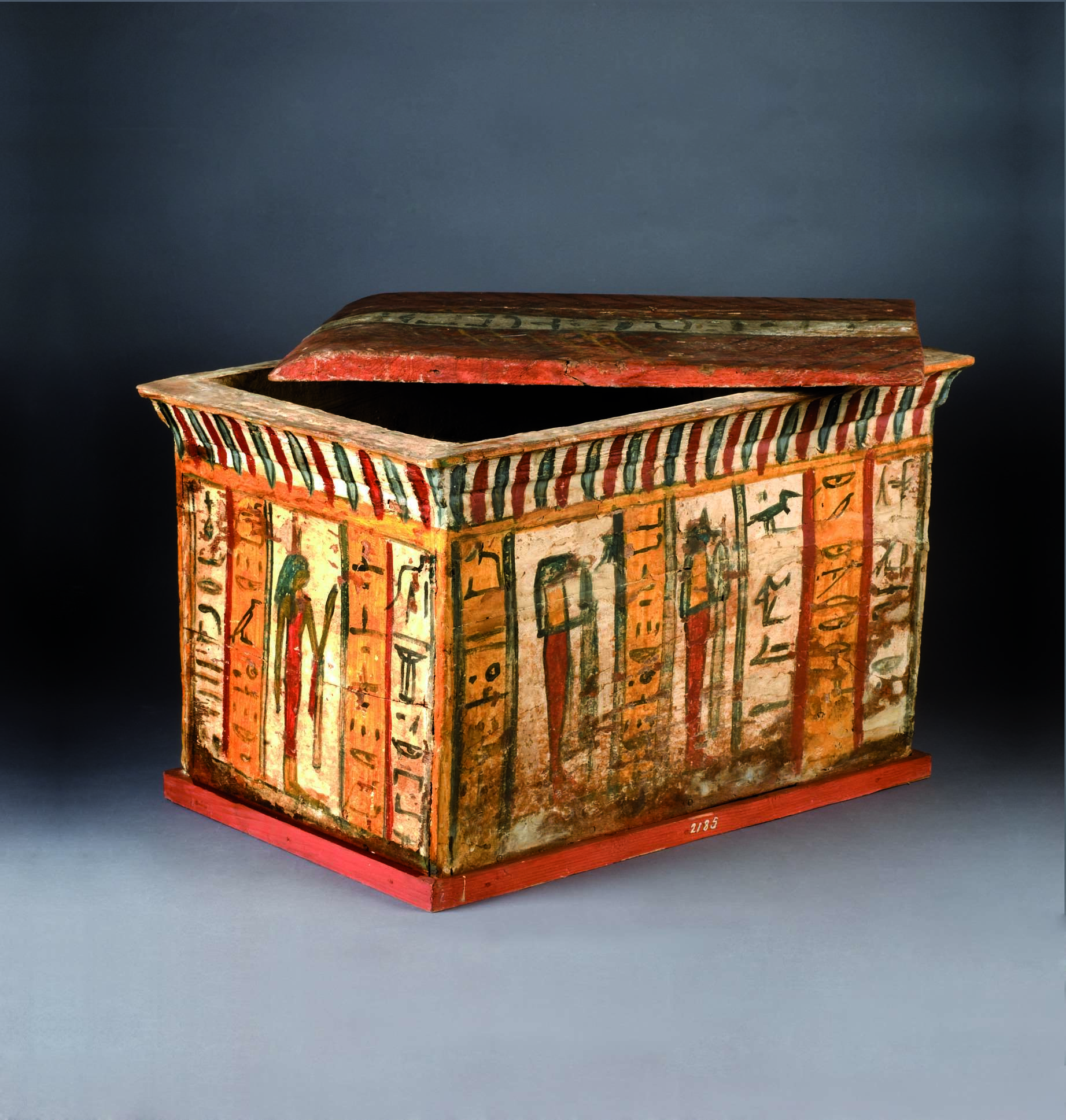 義大利佛羅倫斯國立考古博物館典藏之卡諾皮克箱。（©Museo Archeologico Nazionale di Firenz／史博館提供）