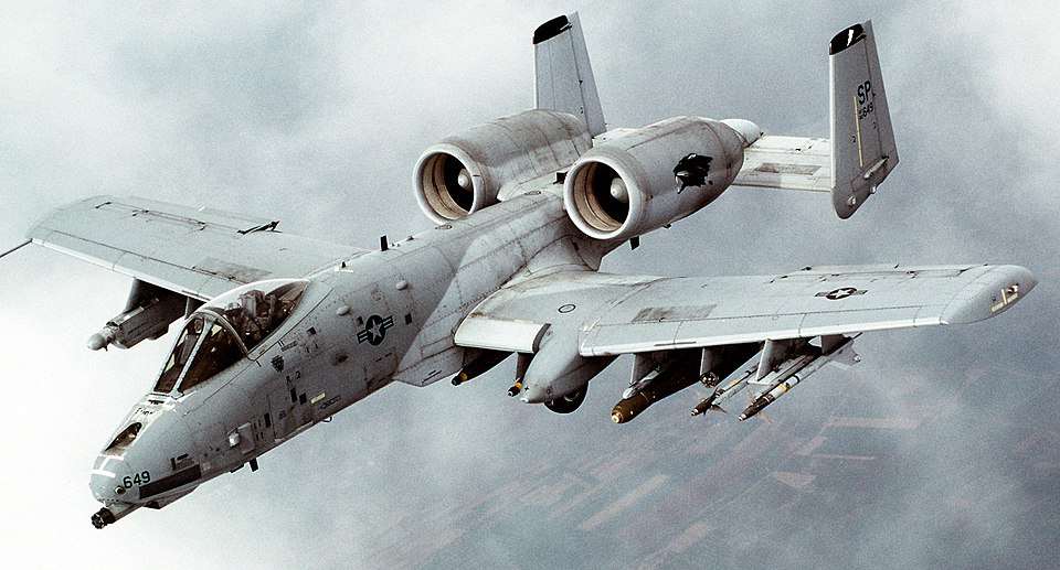 美國將暱稱為「疣豬」(A-10 Warthog)的A-10雷霆二式攻擊機(A-10 Thunderbolt II)服役期限延長至2030年。資料照。(圖:維基百科)