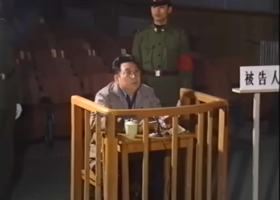 2025年11月，原38集團軍軍長徐勤先因質疑戒嚴程序抗命而被軍事法庭庭審的視頻在海外公佈。(來源：YouTube)
