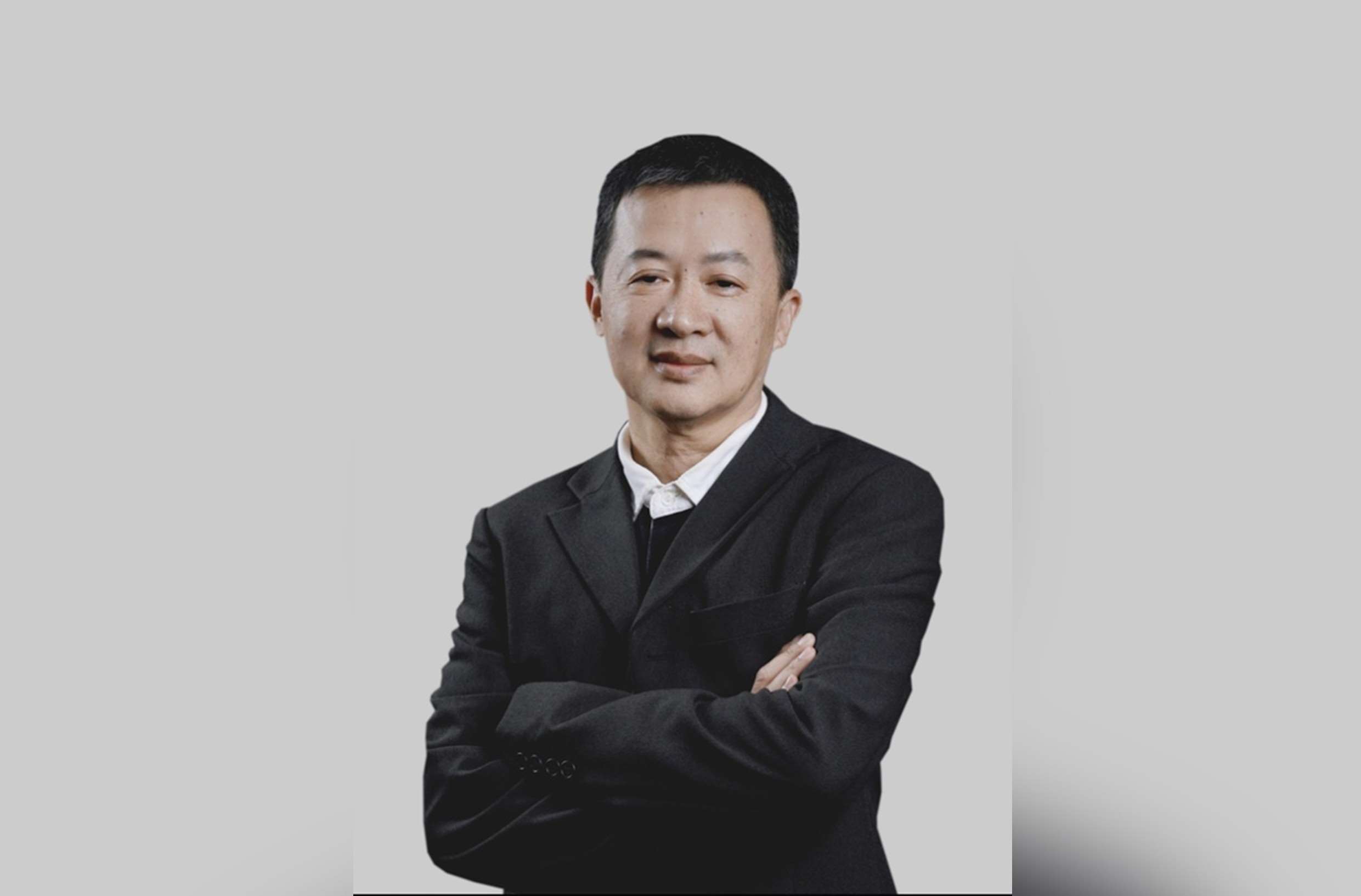 台北市文化局1日公布台北流行音樂中心第3屆董監事 名單，其中董事長將由資深流行音樂經理人梁序倫 （圖）接任，同日完成交接儀式。（台北市文化局提供）