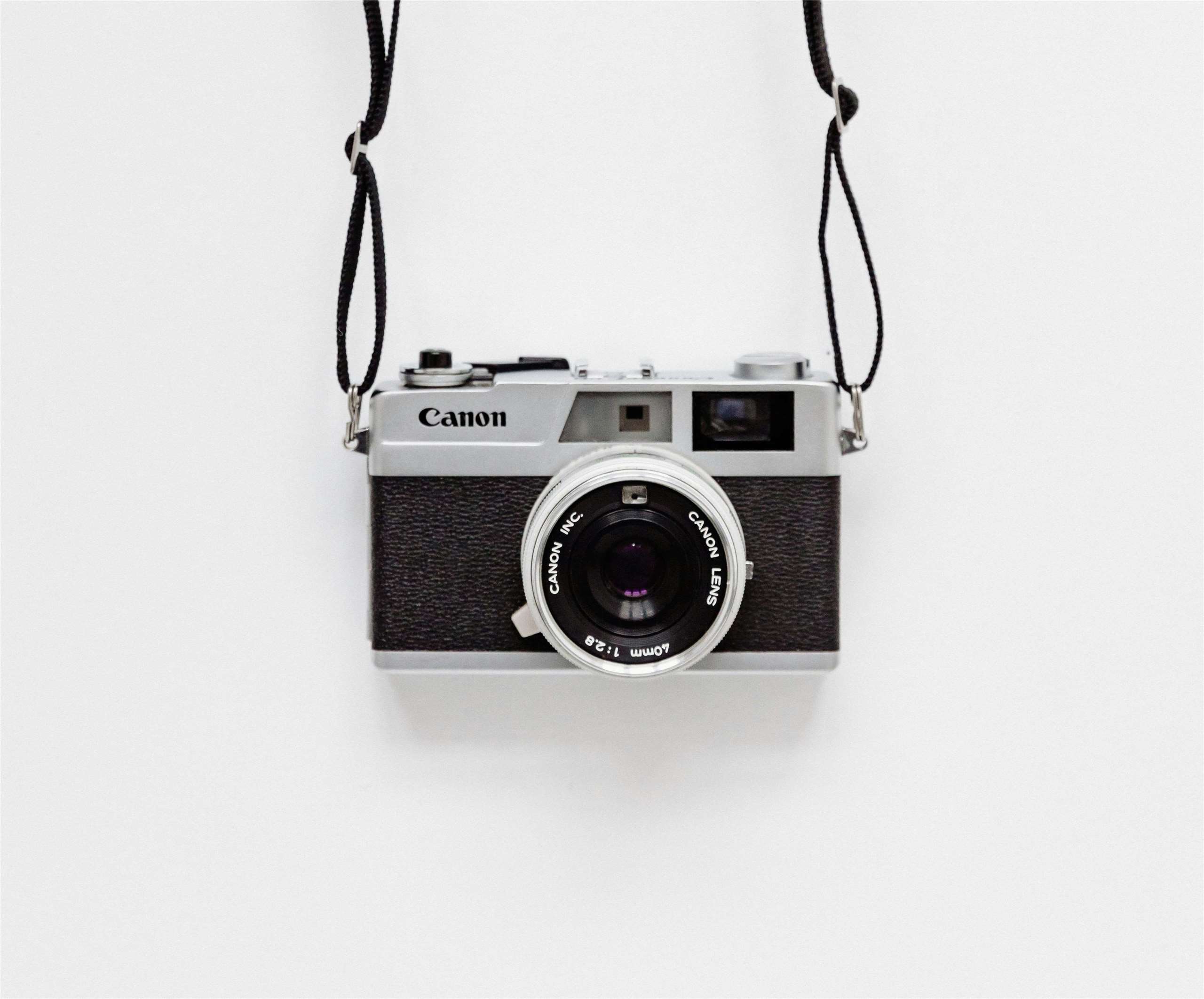 冰島航空（Icelandair）近期發起一場充滿反諷色彩的徵才活動，公開尋找「全球最爛攝影師」。(示意圖 : unsplash)