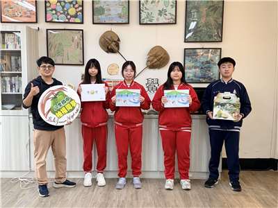 八里國中王俊凱老師＆鄭安廷、吳柔嘉、王思萍、李思妤同學