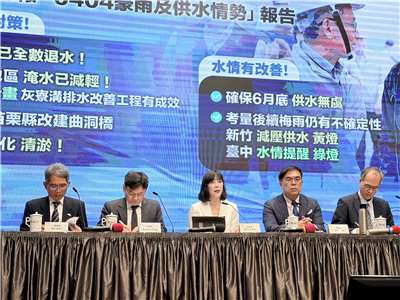 行政院會9日拍板通過《資源回收再利用法》及《廢棄物清理法》修正草案。(鄭佑漢 攝)