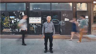 從台北跳樓到美國跳船，藝術家謝德慶以最激烈的身體實踐，測量時間的厚度，探究生命的本質。此為紐約翠貝卡（Tribeca）的舊工作室樓下。( 公視提供) 
