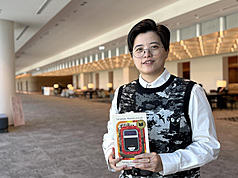 作家楊双子表示，獲得國際獎與否，「絕對不是一個人的事，而是整個文學產業是否足夠完整」。她指出，除作者與譯者外，也需要出版社、版權代理及國家政策的支持，若整個產業鏈不夠完善，或許台灣文學仍能被看見，但會走得更辛苦。
