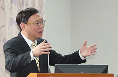 立法院司法及法制委員會15日邀請監察院祕書長黃適列席說明立法計畫，並備質詢。

