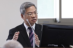 經濟部長龔明鑫22日出席立法院備質詢。
