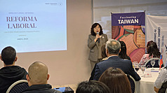 駐阿根廷代表處代表謝妙宏致詞指出，在阿根廷法規劇變環境下，台灣企業提升法遵能力是在地穩健經營的關鍵。
