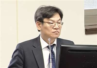 立法院經濟委員會30日審查今年度國發會及所屬單位預算案。圖為國發會主委葉俊顯。(翻攝國會頻道)