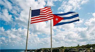 美國與古巴關係緊張未解， 墨西哥和西班牙巴西三國對嚴峻局勢表達擔憂，並呼籲雙方對話。 (示意圖／AI生成)