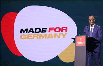 德國總理梅爾茨(Friedrich Merz)20日在漢諾威工業展發表開幕演說，表示希望成為全球第一個將核融合反應爐併入電網的國家。