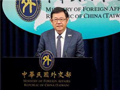 外交部無人機外交小組執行長江振瑋28日表示，該小組與被中方「制裁」的7家歐盟實體沒有業務往來，相關工作並未因此受到影響 (央廣記者王照坤 攝)