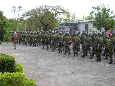 宜蘭金六結新兵訓練中心傳出役男遭連長頻繁在公共場合侮辱，陸軍六軍團火速將該連長調離主管職。圖為役男入伍，示意圖。(圖 : 內政部)