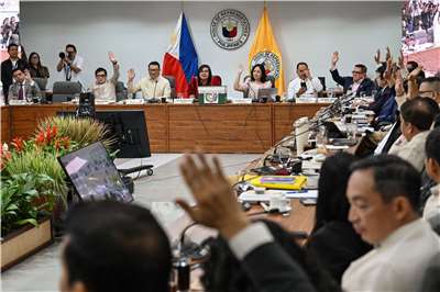 菲律賓眾議院司法委員會29日一致表決通過，副總統薩拉的彈劾案。(AFP)