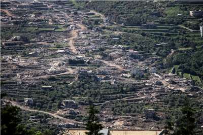 黎巴嫩與以色列23日將進行第2輪由美國斡旋的會談。圖為以軍22日持續對黎南地區發動空襲，現場一片狼藉。(AFP)