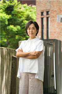 黃韻玲接掌綠光創藝董事總經理，從北流到劇場，要打造「說故事的人」基地。(綠光創藝提供)