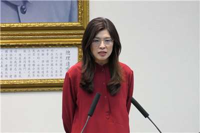 國民黨主席鄭麗文22日出席中常會發表談話。(趙婉淳 攝)