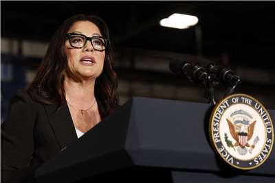 白宮20日表示，美國勞工部長查維斯-德瑞默(Lori Chavez-DeRemer)即將去職。資料照。(AFP)