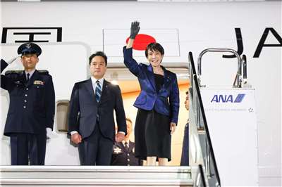 日本首相高市早苗(前)即將在5月1日起先後訪問越南與澳洲。資料照。(X@takaichi_sanae)