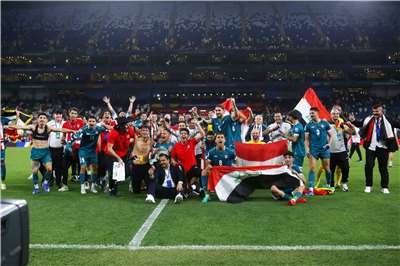 伊拉克隊在2026年國際足總世界盃預選賽附加賽決賽中擊敗玻利維亞後慶祝勝利。(AFP)