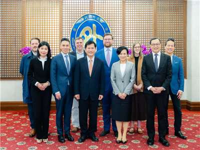 外交部長林佳龍在社群平台發文說明他與美國智庫「全球台灣研究中心」討論區域安全與台美關係的內容 (圖取自林佳龍臉書)