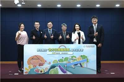 雙和醫院15日舉行「全方位護腦指南」記者會，呼籲民眾關注失智症議題。(雙和醫院提供)