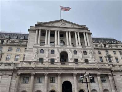 英國央行決議利率不變。圖為英格蘭銀行。 (圖：中央社檔案照)