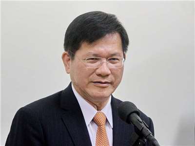 外交部長林佳龍1日在立法院受訪表示，韓國政府希望多一點時間修改電子入境卡系統，所以我方就決定給他們一點時間 (央廣記者王照坤 攝)