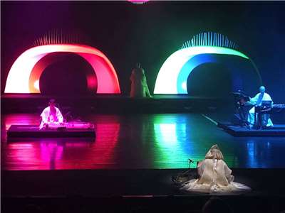 融合傳統戲曲與科技的韓國跨界作品《看．見沈清》（The Two Eyes），5月1日至3日在台灣戲曲中心大表演廳演出。(江昭倫 攝)