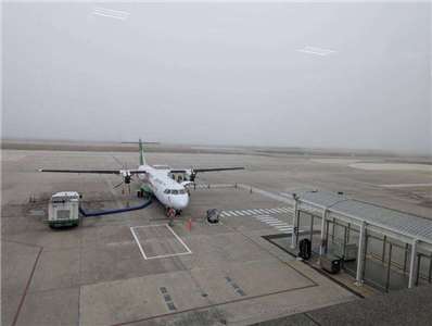 金門10日再起霧，中央氣象署發布濃霧特報，金門易有局部霧或低雲影響能見度，金門已觀測到能見度不足200公尺現象。