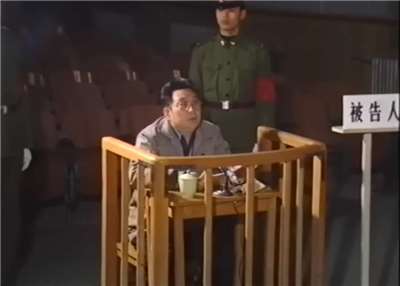 2025年11月，原38集團軍軍長徐勤先因質疑戒嚴程序抗命而被軍事法庭庭審的視頻在海外公佈。(來源：YouTube)
