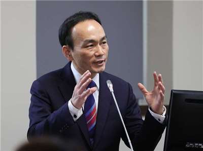 公平會代理主委陳志民23日指出，截至目前調查台灣北、中、南部37家塑膠袋業者後，沒有發現聯合哄抬、聯合囤積的行為。(中央社資料照)