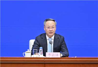 中國金監總局局長李雲澤資料被刪。 (檔案照)